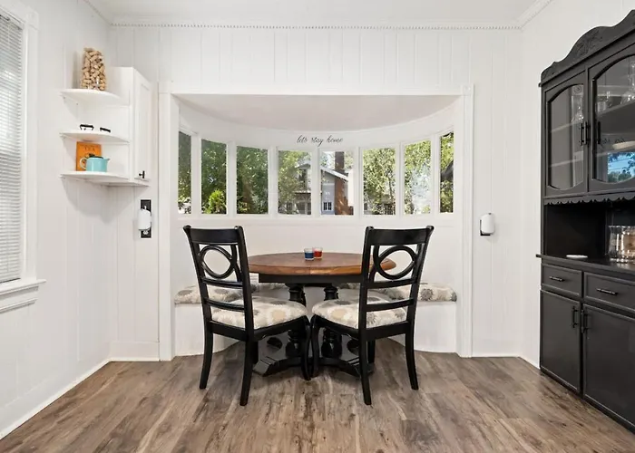 Holiday home Suburban Sanctuary 3bd Perfect For Long *
