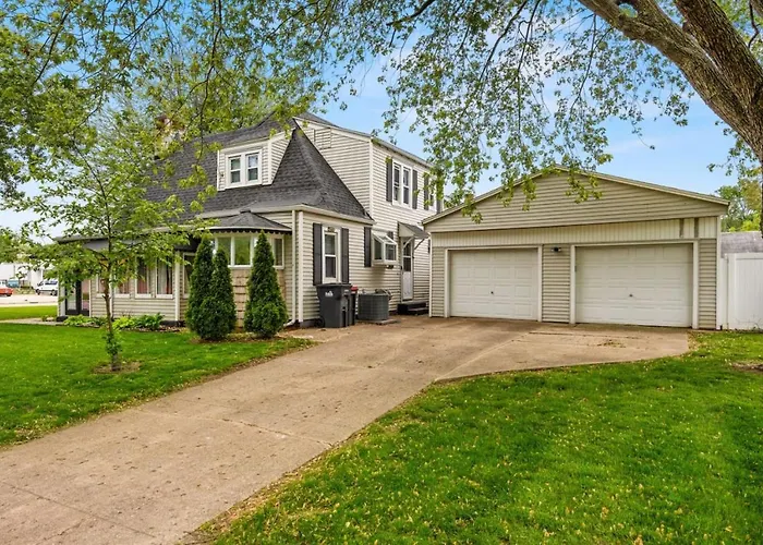 Holiday home Suburban Sanctuary 3bd Perfect For Long Pekin